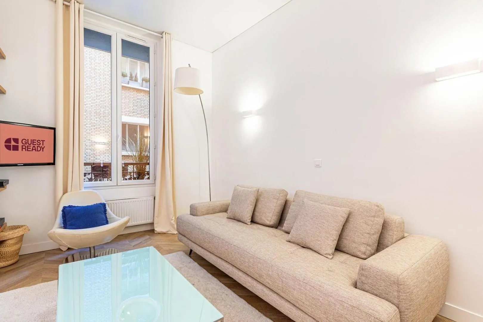 Guestready - Chic And Central Near Attractions Paris France